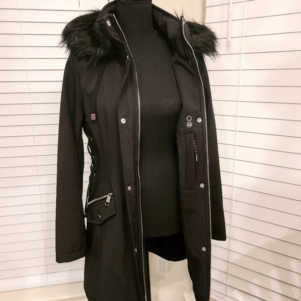 Guess Soft Shell Jacket w/ Hood